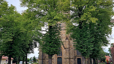 Foto 5 zu St. Petronilla Kirche