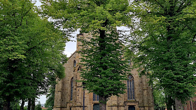 Foto 6 zu St. Petronilla Kirche