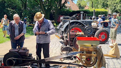 Foto 2 zu Grosser Bauern- und Handwerkermarkt am Heimathaus - Mittw. 24. Juni 2026